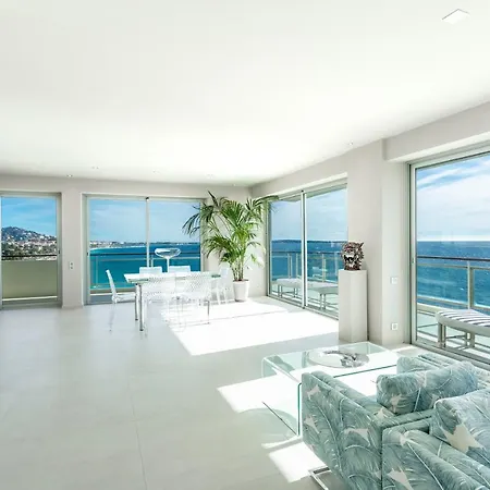 La Breathtaking Sea View Luxurious Design *